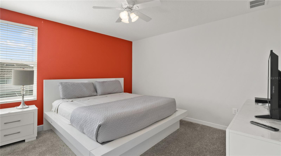 DAVENPORT, Florida 33896, 8 Bedrooms Bedrooms, ,5 BathroomsBathrooms,Residential,For Sale,HAZARD,0,MFRS5071787