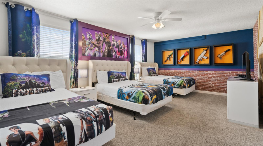 DAVENPORT, Florida 33896, 8 Bedrooms Bedrooms, ,5 BathroomsBathrooms,Residential,For Sale,HAZARD,0,MFRS5071787