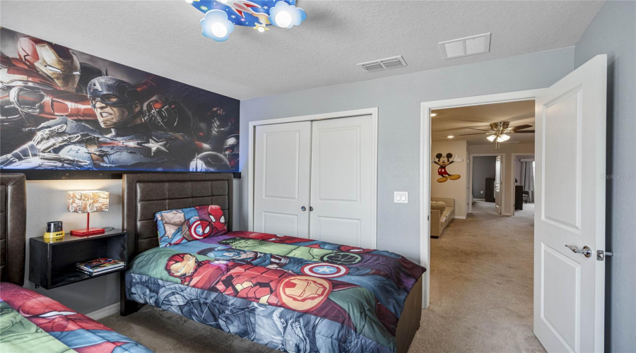 Davenport, Florida 33897, 5 Bedrooms Bedrooms, ,4 Bathroomsbathrooms,Residential,For Sale,Paradise,Mfro6229846