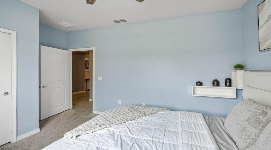 Davenport, Florida 33897, 5 Bedrooms Bedrooms, ,4 Bathroomsbathrooms,Residential,For Sale,Paradise,Mfro6229846