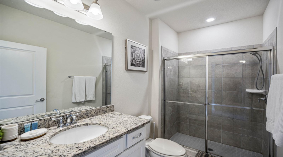 Davenport, Florida 33897, 5 Bedrooms Bedrooms, ,4 Bathroomsbathrooms,Residential,For Sale,Paradise,Mfro6229846