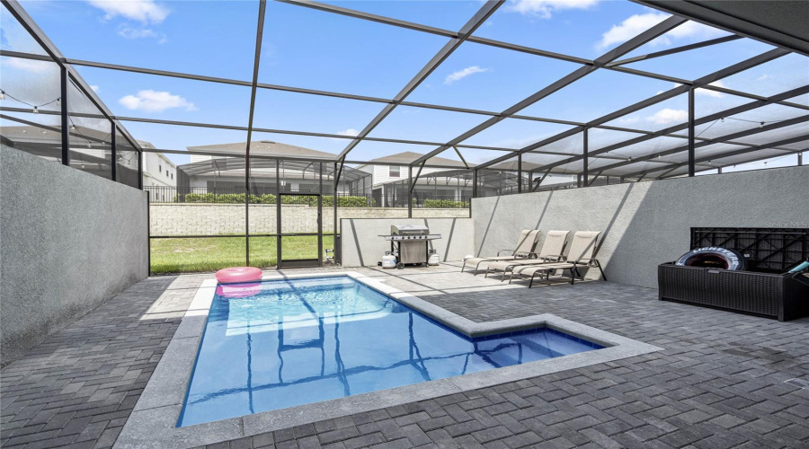 Davenport, Florida 33897, 5 Bedrooms Bedrooms, ,4 Bathroomsbathrooms,Residential,For Sale,Paradise,Mfro6229846