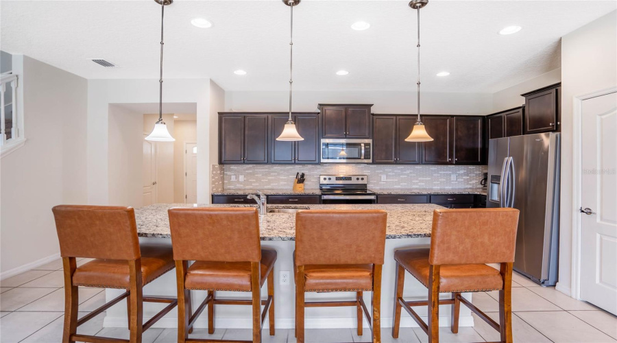 Kissimmee, Florida 34747, 5 Bedrooms Bedrooms, ,4 Bathroomsbathrooms,Residential,For Sale,Dubai,Mfro6235219
