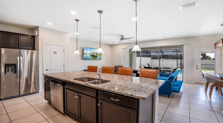 Kissimmee, Florida 34747, 5 Bedrooms Bedrooms, ,4 Bathroomsbathrooms,Residential,For Sale,Dubai,Mfro6235219
