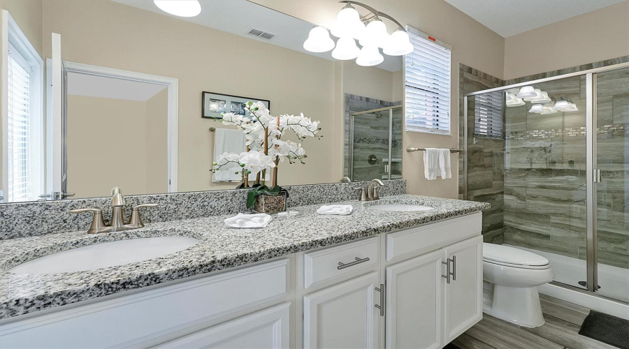 Davenport, Florida 33837, 5 Bedrooms Bedrooms, ,5 Bathroomsbathrooms,Residential,For Sale,Solterra,Mfro6233714