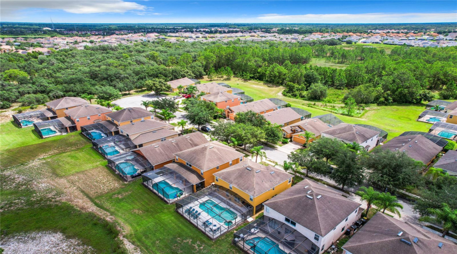 Davenport, Florida 33837, 5 Bedrooms Bedrooms, ,4 Bathroomsbathrooms,Residential,For Sale,Orange Cosmos,Mfrs5109773