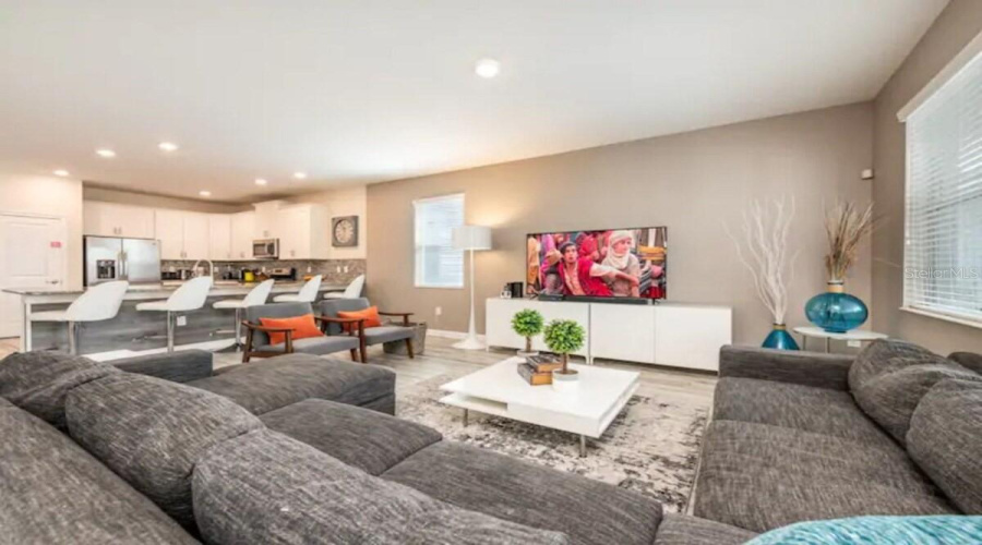 Davenport, Florida 33896, 8 Bedrooms Bedrooms, ,5 Bathroomsbathrooms,Residential,For Sale,Moon Valley,Mfro6235386