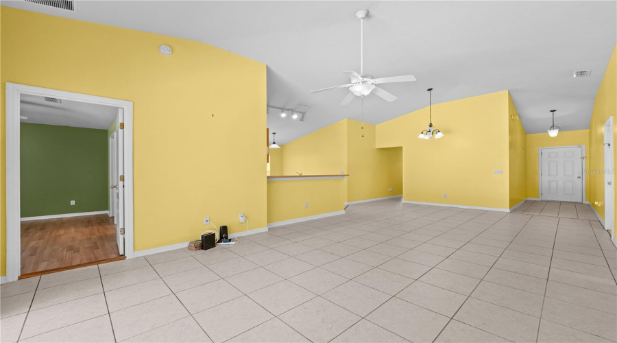 Davenport, Florida 33896, 5 Bedrooms Bedrooms, ,3 Bathroomsbathrooms,Residential,For Sale,Sandy Ridge,Mfro6235718