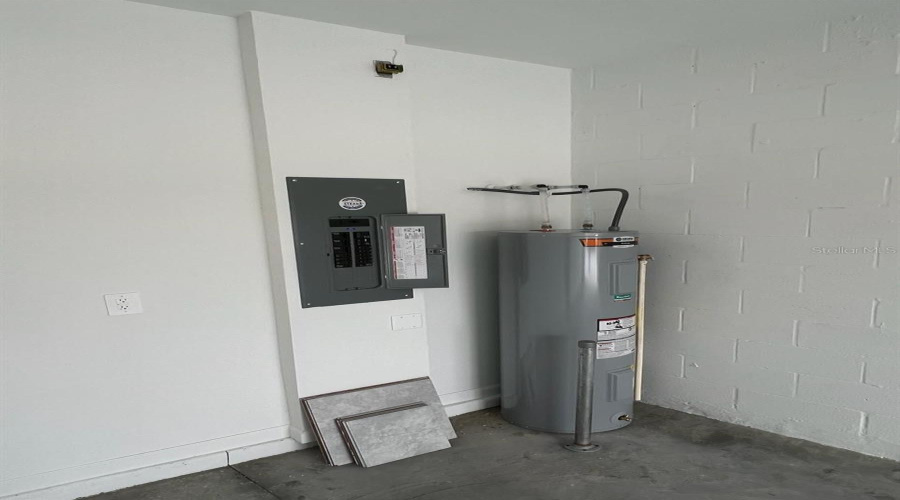 Davenport, Florida 33837, 3 Bedrooms Bedrooms, ,2 Bathroomsbathrooms,Residential,For Sale,Pierr,Mfro6182173