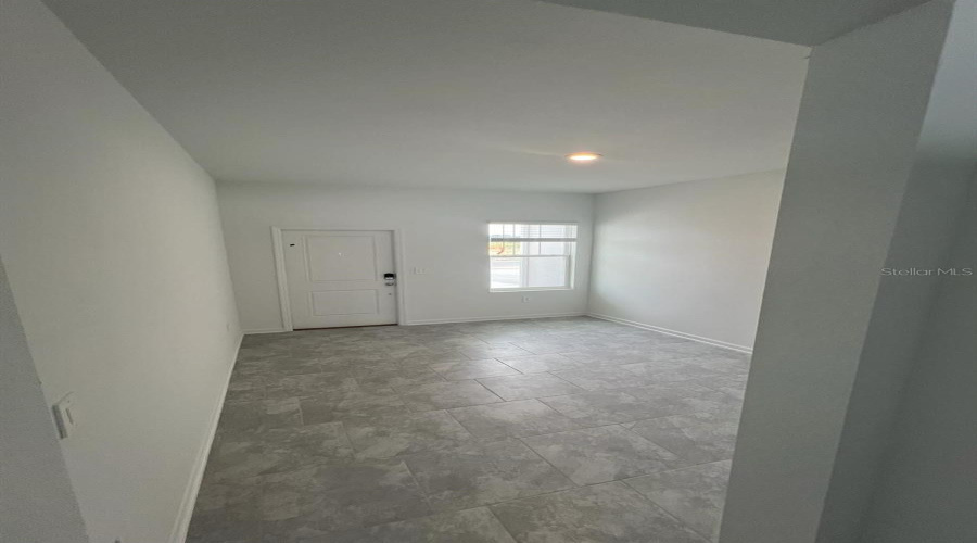 Davenport, Florida 33837, 3 Bedrooms Bedrooms, ,2 Bathroomsbathrooms,Residential,For Sale,Pierr,Mfro6182173