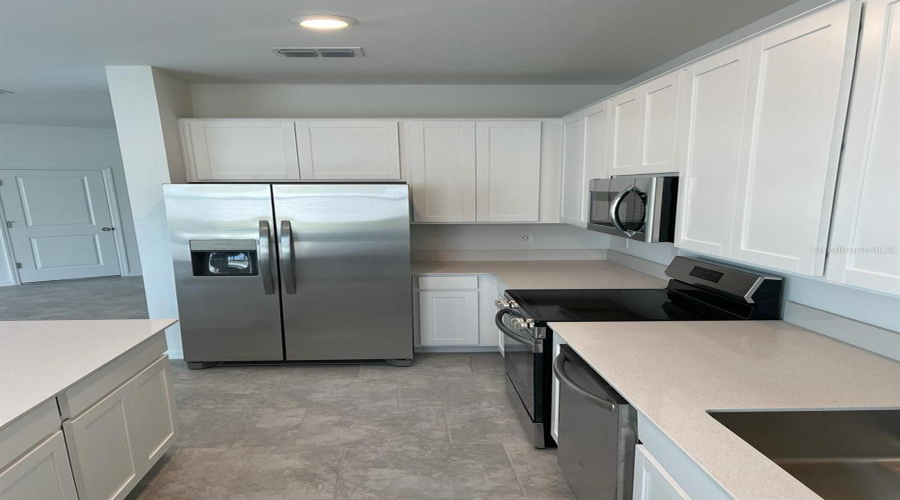 Davenport, Florida 33837, 3 Bedrooms Bedrooms, ,2 Bathroomsbathrooms,Residential,For Sale,Pierr,Mfro6182173