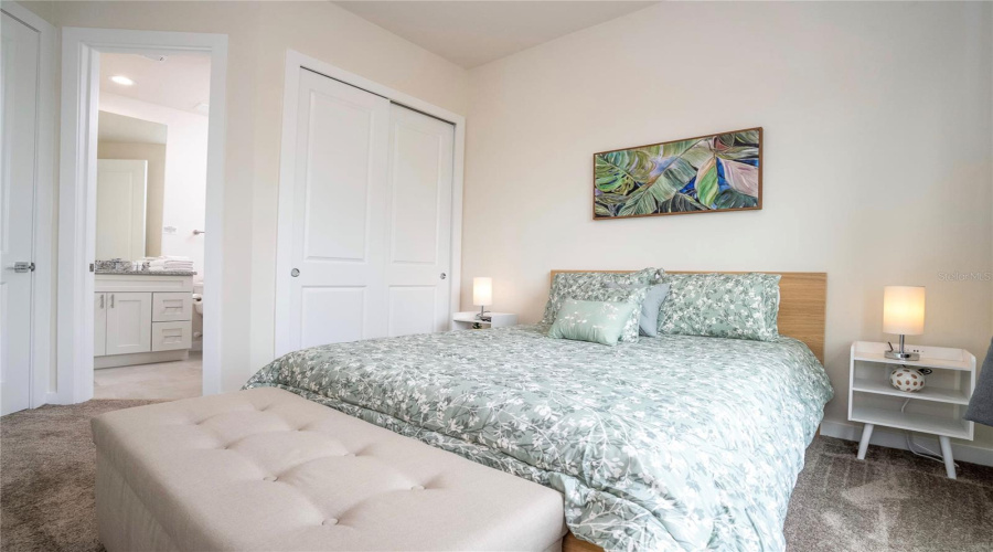 KISSIMMEE, Florida 34747, 5 Bedrooms Bedrooms, ,5 BathroomsBathrooms,Residential,For Sale,SUNFLOWER,0,MFRO6235155