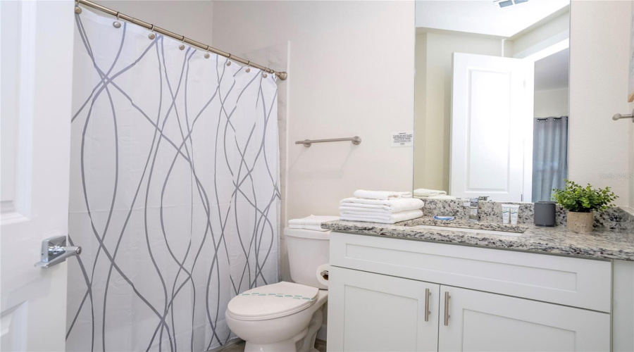 KISSIMMEE, Florida 34747, 5 Bedrooms Bedrooms, ,5 BathroomsBathrooms,Residential,For Sale,SUNFLOWER,0,MFRO6235155