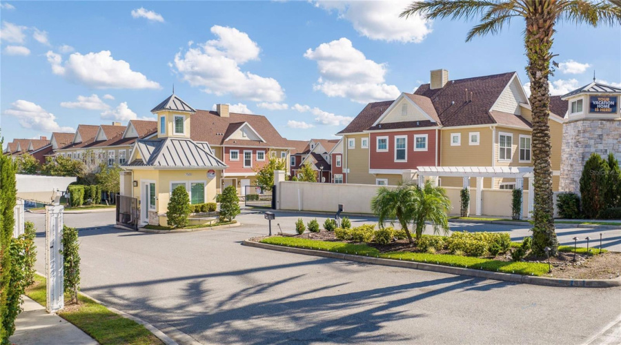KISSIMMEE, Florida 34747, 5 Bedrooms Bedrooms, ,5 BathroomsBathrooms,Residential,For Sale,SUNFLOWER,0,MFRO6235155