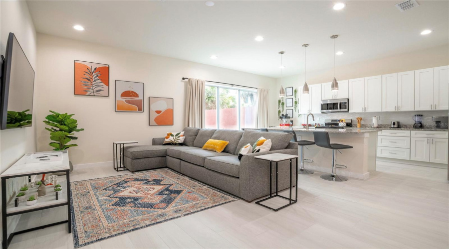 KISSIMMEE, Florida 34747, 5 Bedrooms Bedrooms, ,5 BathroomsBathrooms,Residential,For Sale,SUNFLOWER,0,MFRO6235155