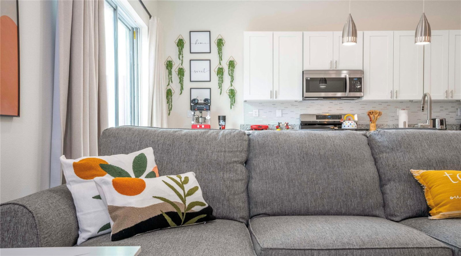 KISSIMMEE, Florida 34747, 5 Bedrooms Bedrooms, ,5 BathroomsBathrooms,Residential,For Sale,SUNFLOWER,0,MFRO6235155