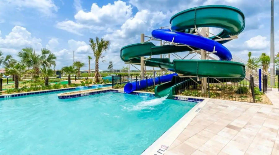 KISSIMMEE, Florida 34746, 3 Bedrooms Bedrooms, ,2 BathroomsBathrooms,Residential,For Sale,PARADOX,0,MFRO6234222