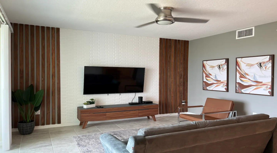 KISSIMMEE, Florida 34746, 3 Bedrooms Bedrooms, ,2 BathroomsBathrooms,Residential,For Sale,PARADOX,0,MFRO6234222