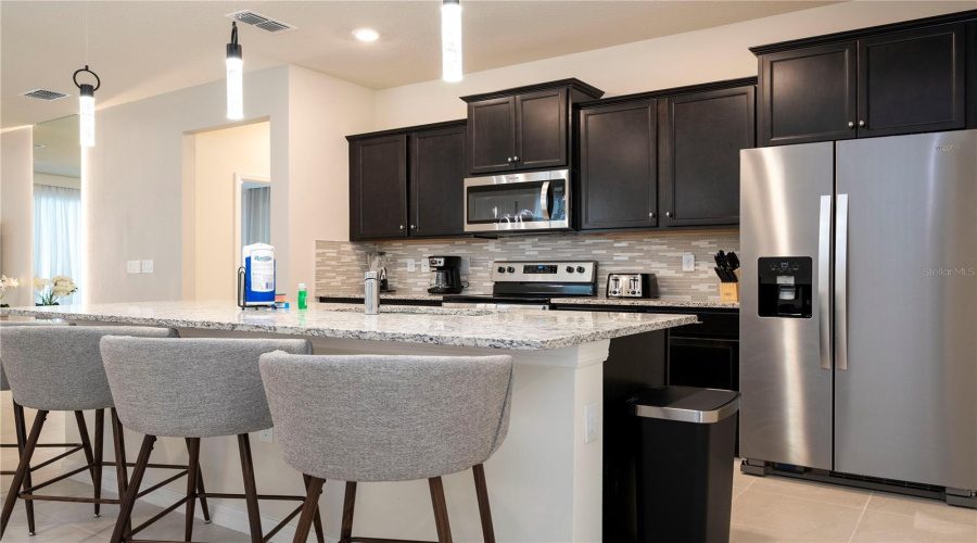 DAVENPORT, Florida 33897, 7 Bedrooms Bedrooms, ,5 BathroomsBathrooms,Residential,For Sale,KAIPO,0,MFRO6237680