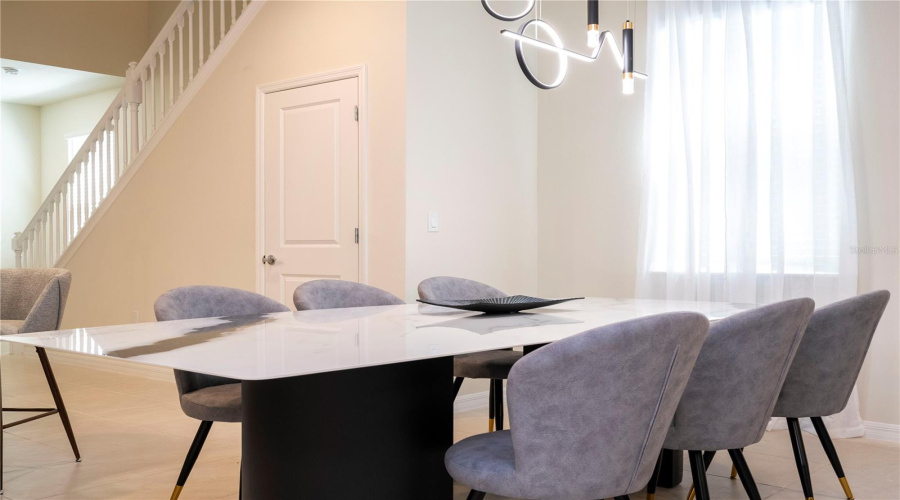 DAVENPORT, Florida 33897, 7 Bedrooms Bedrooms, ,5 BathroomsBathrooms,Residential,For Sale,KAIPO,0,MFRO6237680