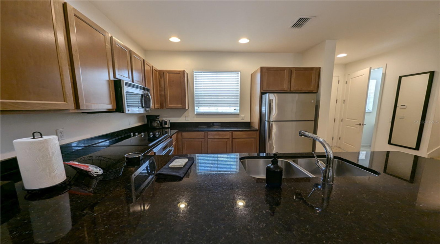 Kissimmee, Florida 34746, 2 Bedrooms Bedrooms, ,2 Bathroomsbathrooms,Residential,For Sale,Triumph,Mfro6237766