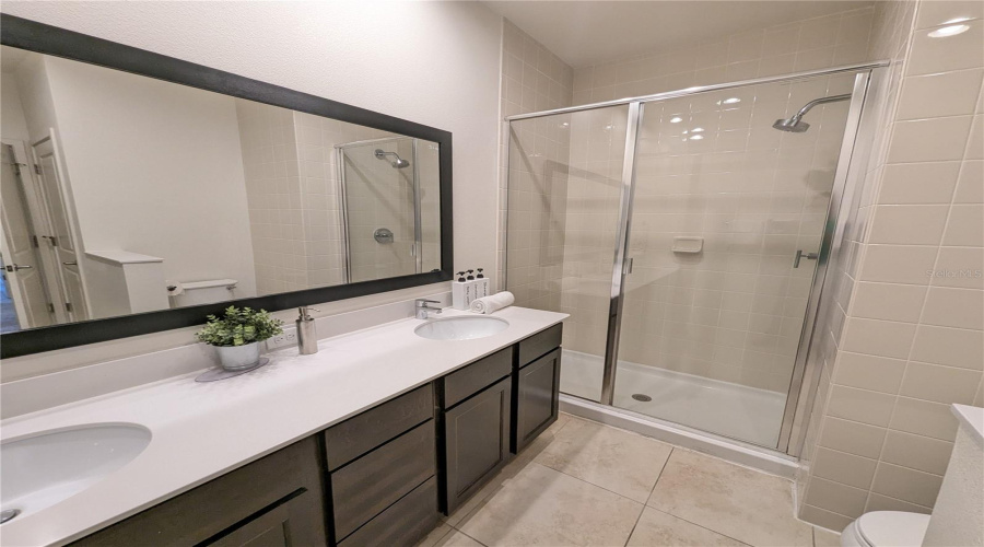 Kissimmee, Florida 34746, 2 Bedrooms Bedrooms, ,2 Bathroomsbathrooms,Residential,For Sale,Triumph,Mfro6237766