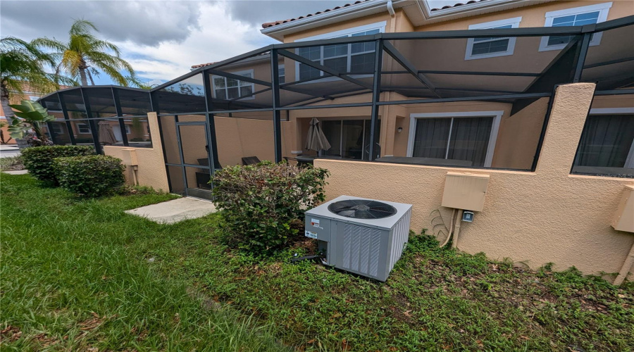 Kissimmee, Florida 34746, 2 Bedrooms Bedrooms, ,2 Bathroomsbathrooms,Residential,For Sale,Triumph,Mfro6237766
