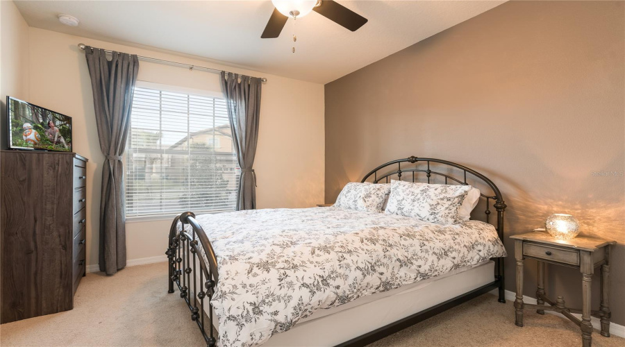 KISSIMMEE, Florida 34747, 4 Bedrooms Bedrooms, ,3 BathroomsBathrooms,Residential,For Sale,RHODES,0,MFRS5111481