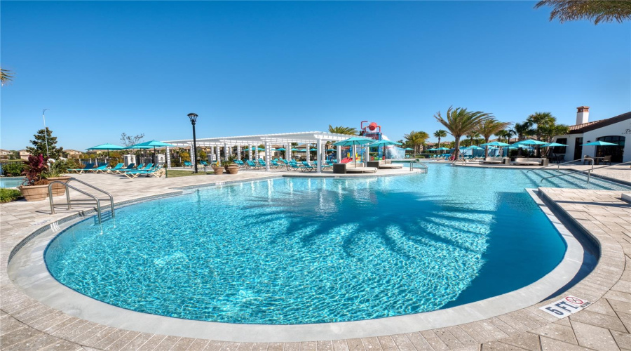 KISSIMMEE, Florida 34747, 4 Bedrooms Bedrooms, ,3 BathroomsBathrooms,Residential,For Sale,RHODES,0,MFRS5111481