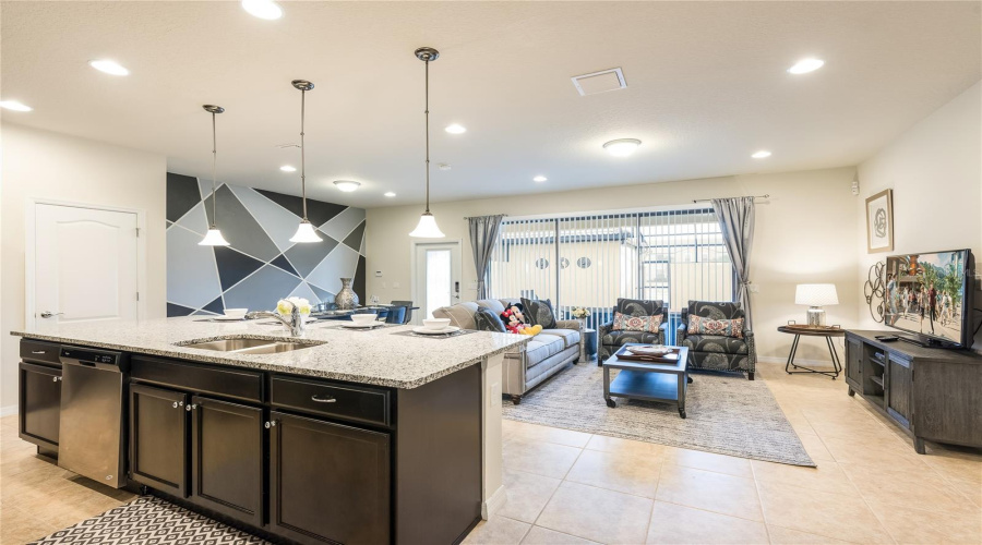 KISSIMMEE, Florida 34747, 4 Bedrooms Bedrooms, ,3 BathroomsBathrooms,Residential,For Sale,RHODES,0,MFRS5111481