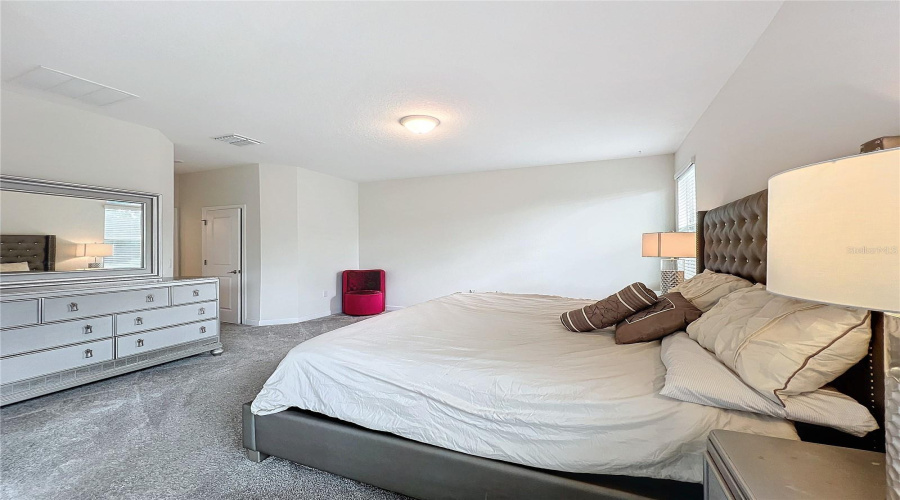 DAVENPORT, Florida 33896, 4 Bedrooms Bedrooms, ,2 BathroomsBathrooms,Residential,For Sale,BLACKWOLF RUN RD,0,MFRO6237730