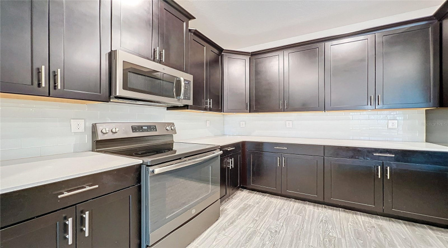 DAVENPORT, Florida 33896, 4 Bedrooms Bedrooms, ,2 BathroomsBathrooms,Residential,For Sale,BLACKWOLF RUN RD,0,MFRO6237730