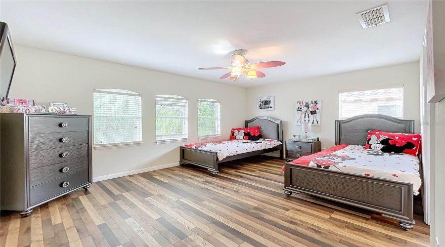 Davenport, Florida 33837, 4 Bedrooms Bedrooms, ,4 Bathroomsbathrooms,Residential,For Sale,Orange Cosmos,Mfrg5086625