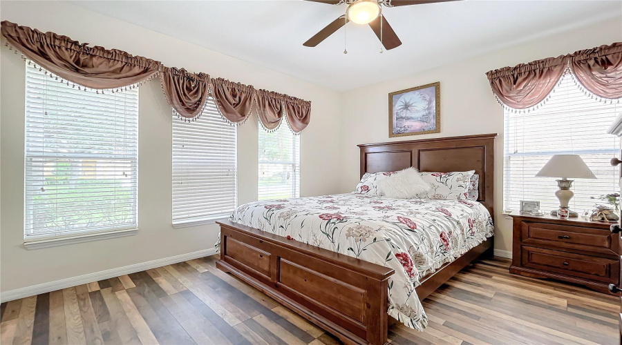 Davenport, Florida 33837, 4 Bedrooms Bedrooms, ,4 Bathroomsbathrooms,Residential,For Sale,Orange Cosmos,Mfrg5086625