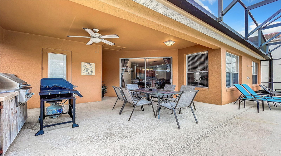Davenport, Florida 33837, 4 Bedrooms Bedrooms, ,4 Bathroomsbathrooms,Residential,For Sale,Orange Cosmos,Mfrg5086625