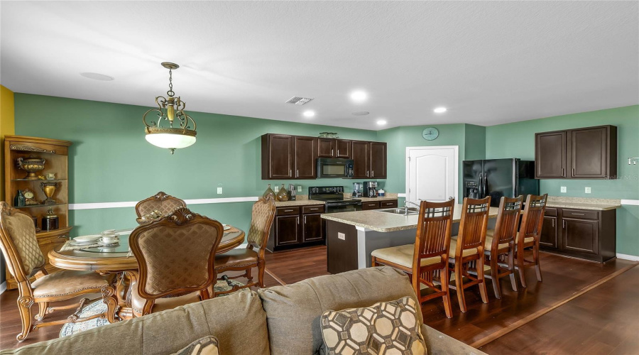 DAVENPORT, Florida 33837, 5 Bedrooms Bedrooms, ,3 BathroomsBathrooms,Residential,For Sale,HAMLET,0,MFRO6236293