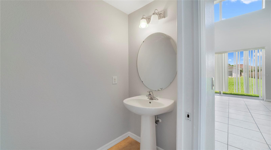 KISSIMMEE, Florida 34746, 5 Bedrooms Bedrooms, ,4 BathroomsBathrooms,Residential,For Sale,BOATING,0,MFRO6238925