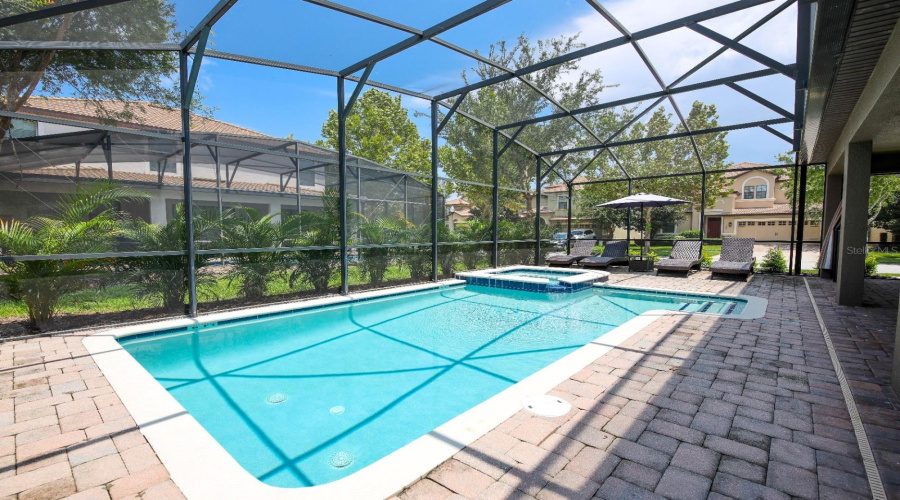 DAVENPORT, Florida 33896, 7 Bedrooms Bedrooms, ,5 BathroomsBathrooms,Residential,For Sale,EL CARO,0,MFRO6237037