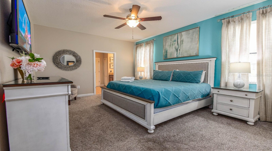 DAVENPORT, Florida 33896, 7 Bedrooms Bedrooms, ,5 BathroomsBathrooms,Residential,For Sale,EL CARO,0,MFRO6237037