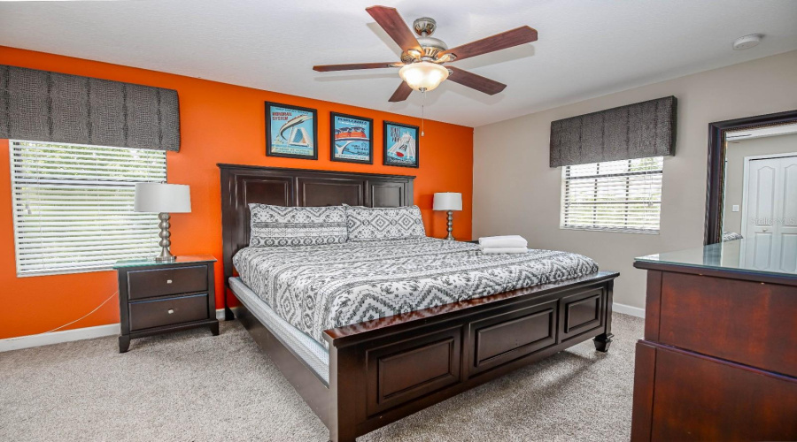 DAVENPORT, Florida 33896, 7 Bedrooms Bedrooms, ,5 BathroomsBathrooms,Residential,For Sale,EL CARO,0,MFRO6237037