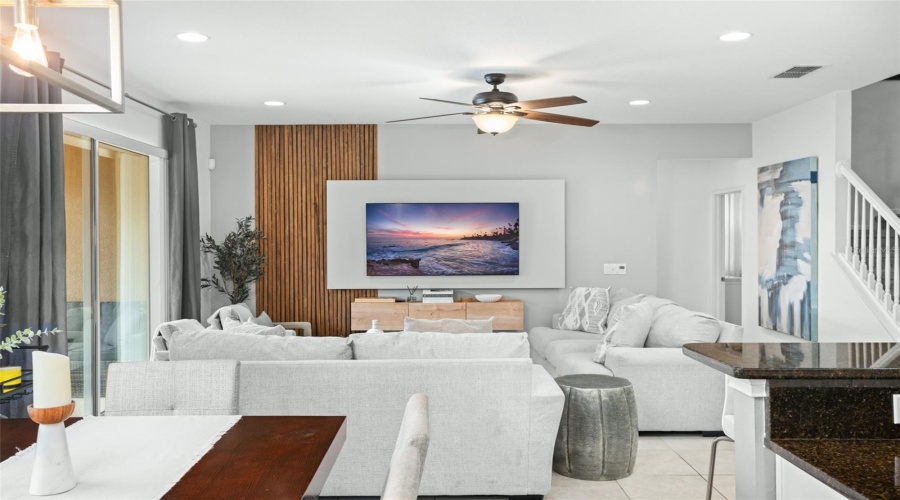 DAVENPORT, Florida 33837, 6 Bedrooms Bedrooms, ,5 BathroomsBathrooms,Residential,For Sale,OAKBOURNE,0,MFRO6238674