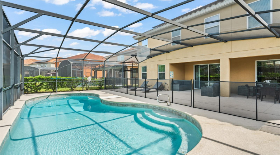 DAVENPORT, Florida 33837, 6 Bedrooms Bedrooms, ,5 BathroomsBathrooms,Residential,For Sale,OAKBOURNE,0,MFRO6238674