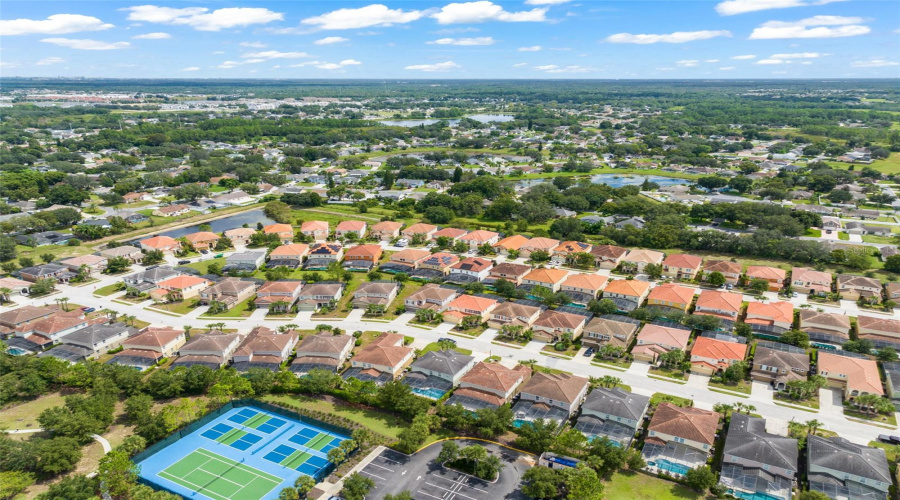 DAVENPORT, Florida 33837, 6 Bedrooms Bedrooms, ,5 BathroomsBathrooms,Residential,For Sale,OAKBOURNE,0,MFRO6238674