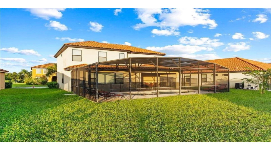 DAVENPORT, Florida 33837, 4 Bedrooms Bedrooms, ,4 BathroomsBathrooms,Residential,For Sale,ROSEMONT,0,MFRO6238719