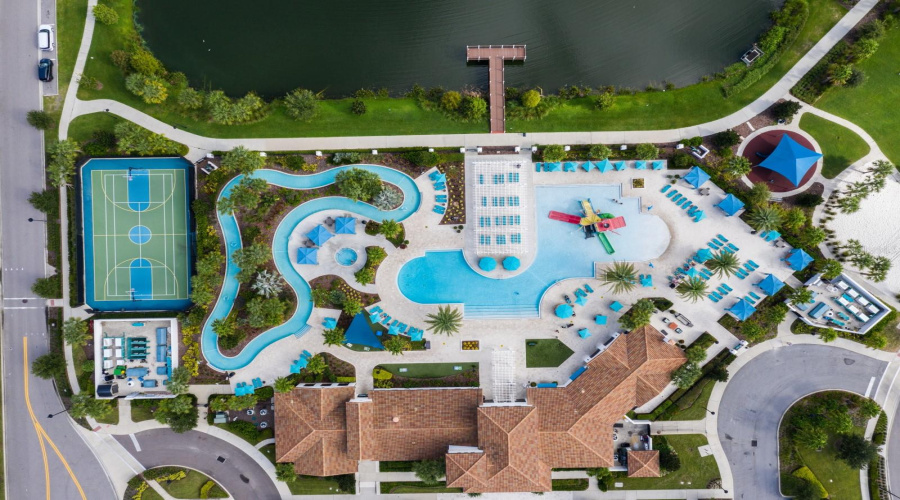 KISSIMMEE, Florida 34747, 9 Bedrooms Bedrooms, ,6 BathroomsBathrooms,Residential,For Sale,MACAPA,0,MFRO6238456