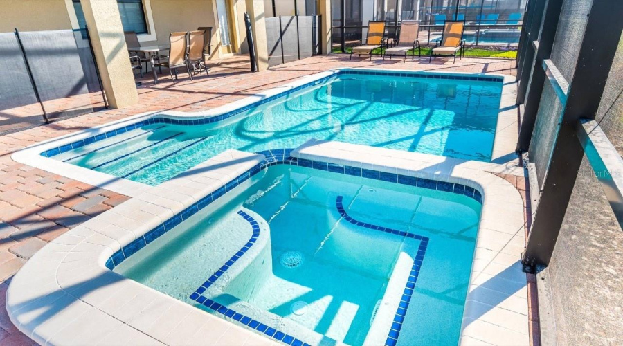 DAVENPORT, Florida 33896, 5 Bedrooms Bedrooms, ,4 BathroomsBathrooms,Residential,For Sale,ROLLING FAIRWAYS,0,MFRS5111635