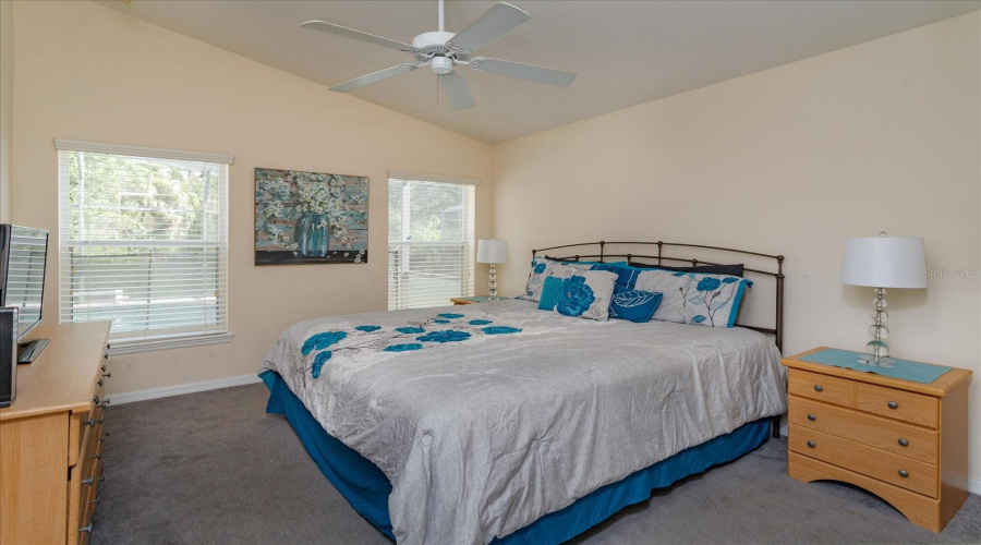 DAVENPORT, Florida 33896, 5 Bedrooms Bedrooms, ,3 BathroomsBathrooms,Residential,For Sale,ROYAL RIDGE DR,0,MFRT3397722