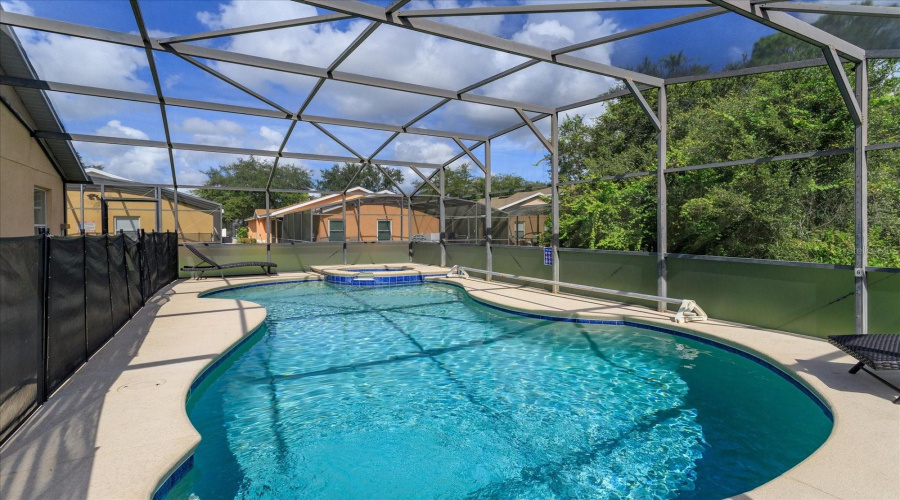 DAVENPORT, Florida 33896, 5 Bedrooms Bedrooms, ,3 BathroomsBathrooms,Residential,For Sale,ROYAL RIDGE DR,0,MFRT3397722