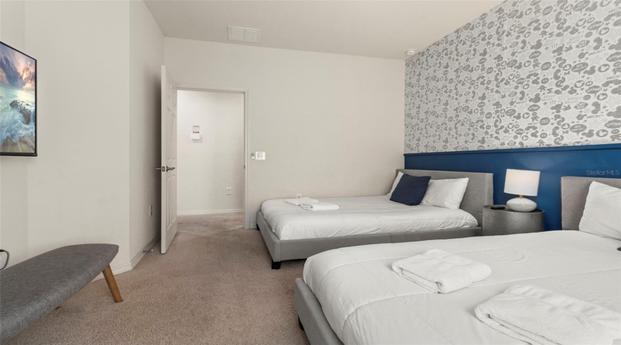 KISSIMMEE, Florida 34747, 3 Bedrooms Bedrooms, ,2 BathroomsBathrooms,Residential,For Sale,SILVER,0,MFRS5111716