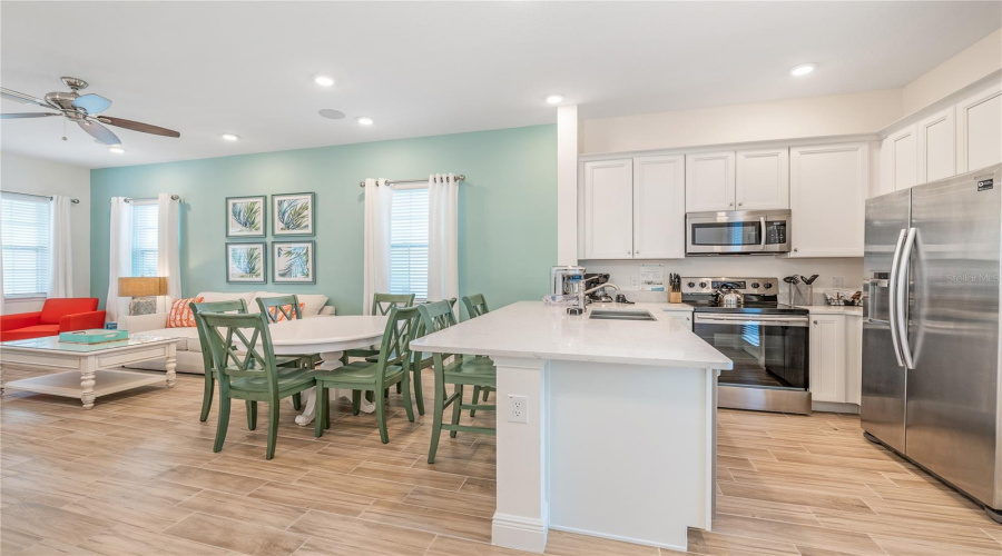 KISSIMMEE, Florida 34747, 2 Bedrooms Bedrooms, ,2 BathroomsBathrooms,Residential,For Sale,SEA PLANE,0,MFRS5112270